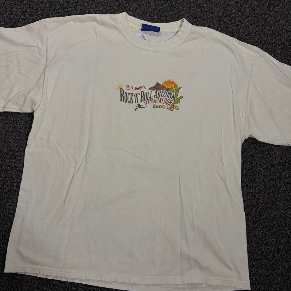 Vintage Y2k 2005 Rock N Roll Marathon Arizona Running Race White Graphic Tee XL - Picture 2 of 5